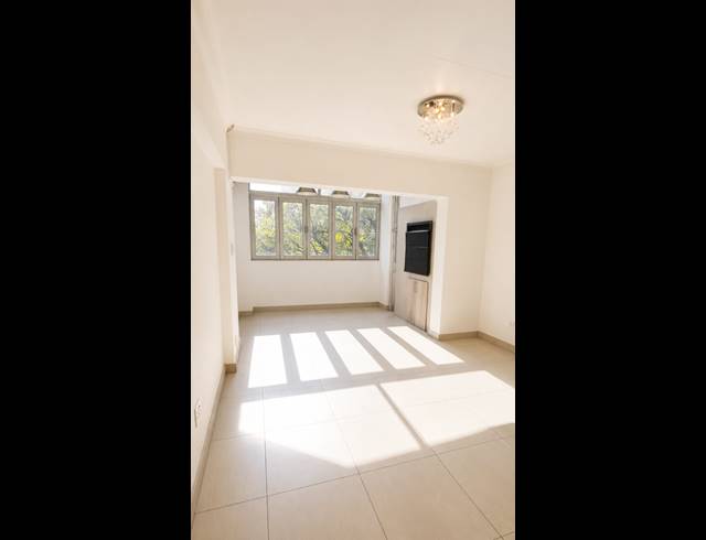 2 BEDROOM TOWNHOUSE FOR SALE IN VAALPARK